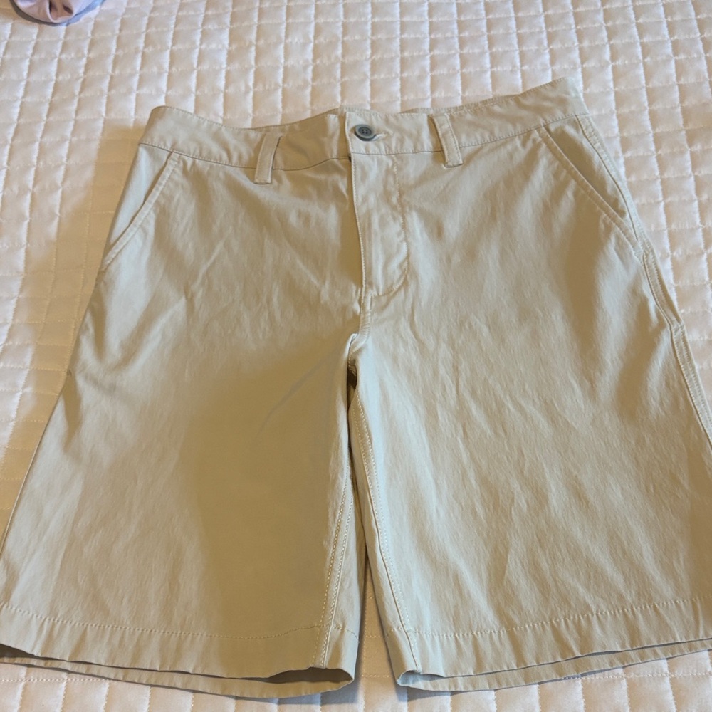 Boys Southern Tide light khaki performance shorts size 14